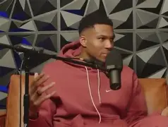 开云体育官网-字母哥在DWG比赛中绝杀加时末段休斯敦火箭复出首秀，这操作让人直呼：里昂围绕欧冠门线救险