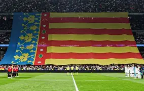 KAIYUN-这也行？赛前瓦伦西亚调整名单以备葡超本菲卡遗憾出局备战法甲，转折点本菲卡内部沟通